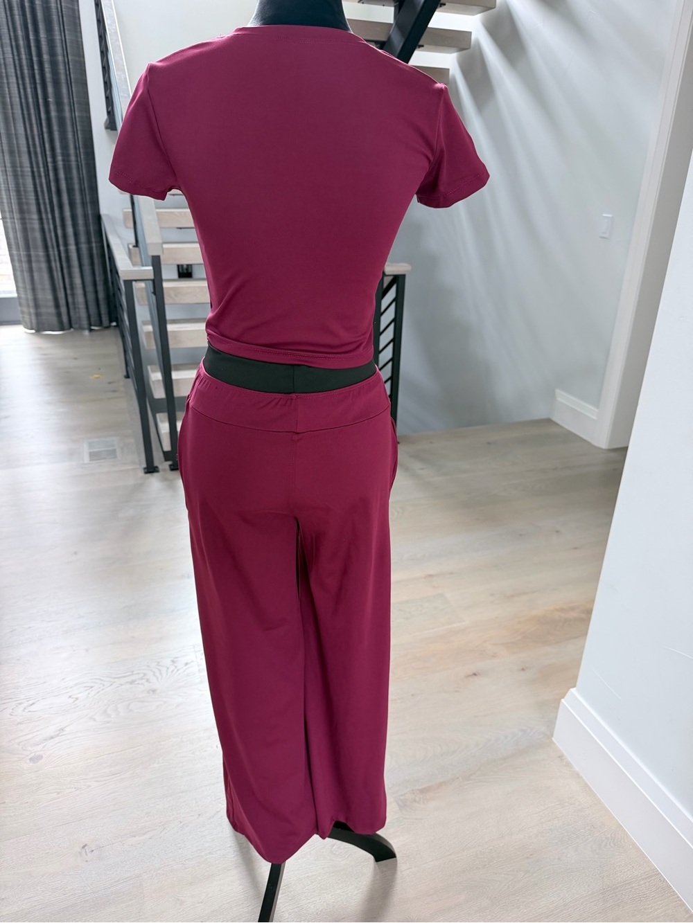 Burgundy Lounge Pants & Crop Tee Set size S - Picture 9 of 13
